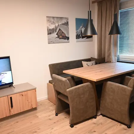 Penthouse 82 By Four Seasons Apartments Kaprun