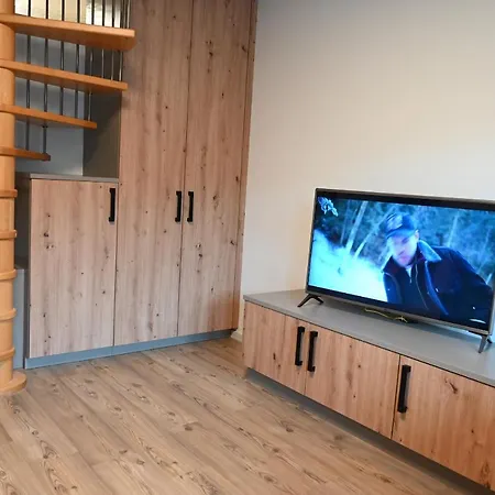 Penthouse 82 By Four Seasons Apartments